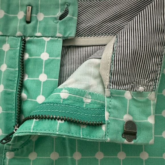 Hinge shorts - size 6 - Picture 2 of 4